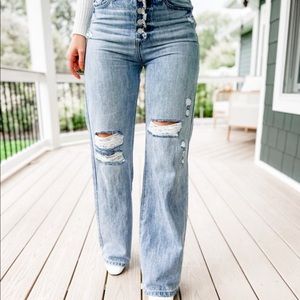 KanCan Ultra High Waist Distressed Button Fly 90’s Jean NWT